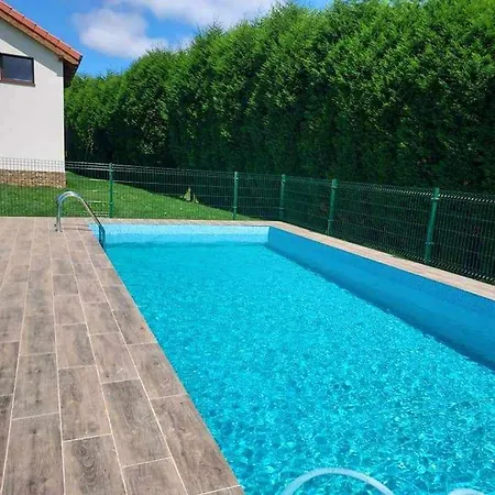 La Campa De Faedotere شقة *